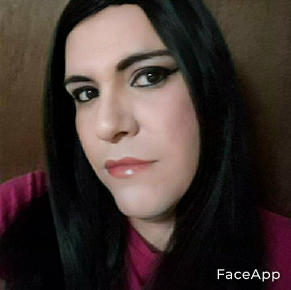 Meet your Posher, Cyndi - Picture 3 of 3